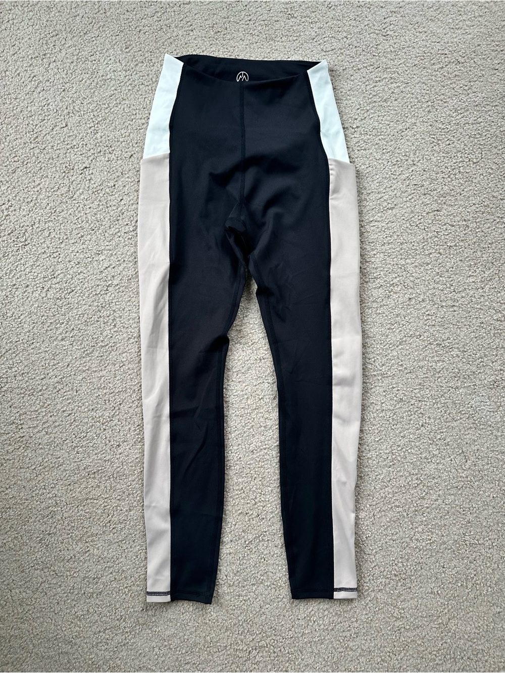 Colorblock High-Waist Leggings in Black, White & Beige NWOT